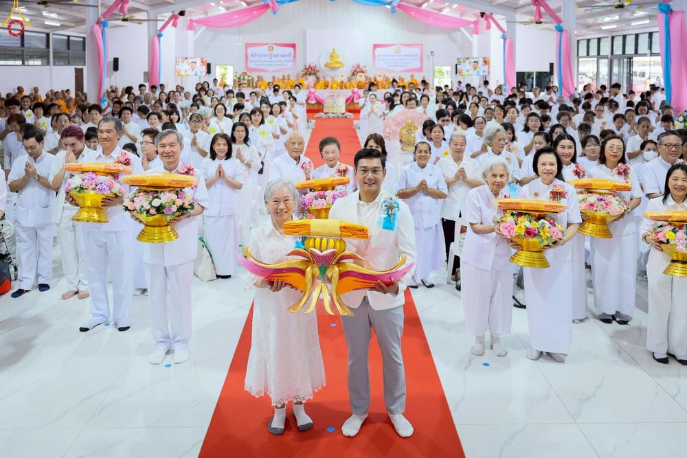 ภาพ No.272251:วันเสาร์ที่ 1 พฤศจิกายน พ.ศ. 2568 พิธีทอดกฐินสามัคคี สร้างกุฏิหมู่สามเณร ณ ศูนย์ปฏิบัติธรรมเบญจธรรม ปทุมธานี  ต.บ้านปทุม อ.สามโคก จ.ปทุมธานี