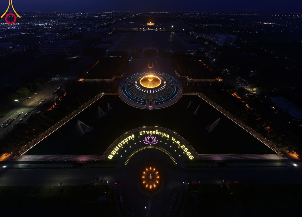 ภาพ No.97129:พิธีลอยกระทงธรรม ณ สระเศรษฐีทะเลบุญ มหาวิหารพระมงคลเทพมุนี (สด จนฺทสโร) และพิธีสวดธรรมจักร ครบ 5,899,999,999 จบ เนื่องในวันลอยกระทง วันพระขึ้น 15 ค่ำ เดือน 12 ณ วัดพระธรรมกาย จ.ปทุมธานี วันที่ 27 พฤศจิกายน พ.ศ. 2566