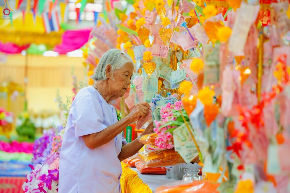 ภาพ No.268020:วันที่ 26 ตุลาคม พ.ศ. 2568 พิธีทอดกฐินสามัคคีทั่วไทย ณ วัดโพธิญาณ ต.หนองโพรง อ.ศรีมหาโพธิ จ.ปราจีนบุรี โดยคณะศิษยานุศิษย์ บูชาธรรม 81 ปี หลวงพ่อธัมมชโย