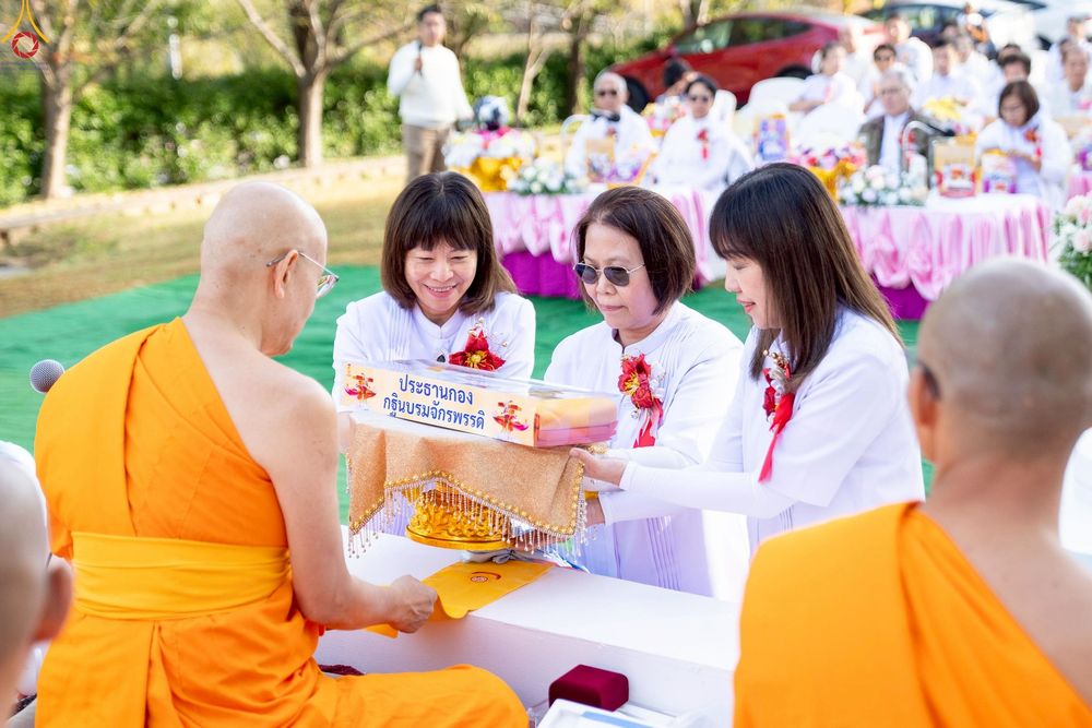 ภาพ No.272730:วันอาทิตย์ที่ 19 ตุลาคม พ.ศ. 2568 พิธีทอดกฐินสามัคคี  ณ วัดพระธรรมกายดีซี สหรัฐอเมริกา 