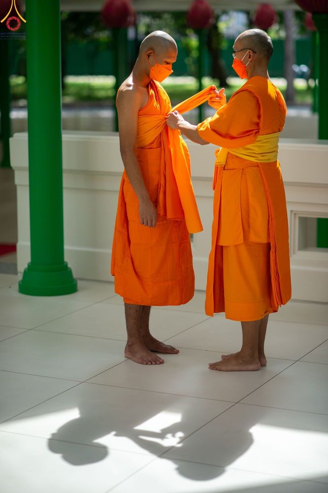 ภาพ No.84184:พิธีขอบรรพชา , พิธีขอสรณคมน์และศีล ,  พิธีรับบาตร , พิธีอุปสมบท ในโครงการบรรพชาอุปสมบทหมู่ธรรมทายาทรุ่นเข้าพรรษา และโครงการบรรพชาสามเณรโรงเรียนนานาชาติ รุ่นที่ 12 ณ โบสถ์พระไตรปิฎก วัดพระธรรมกาย วันที่ 22 กรกฎาคม พ.ศ. 2566