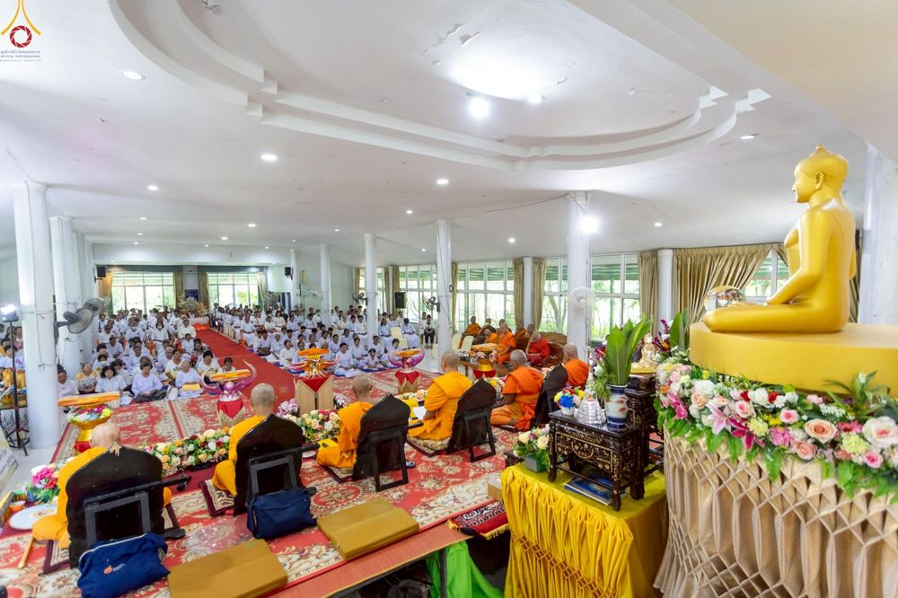 ภาพ No.262927:วันที่ 22 ตุลาคม พ.ศ. 2568 พิธีทอดกฐินสามัคคีทั่วไทย 30,000 วัด โดยคณะศิษยานุศิษย์ บูชาธรรม 81 ปี หลวงพ่อธัมมชโย ณ ธุดงคสถานทรงธรรมกำแพงเพชร ต.ทรงธรรม อ.เมือง จ.กำแพงเพชร