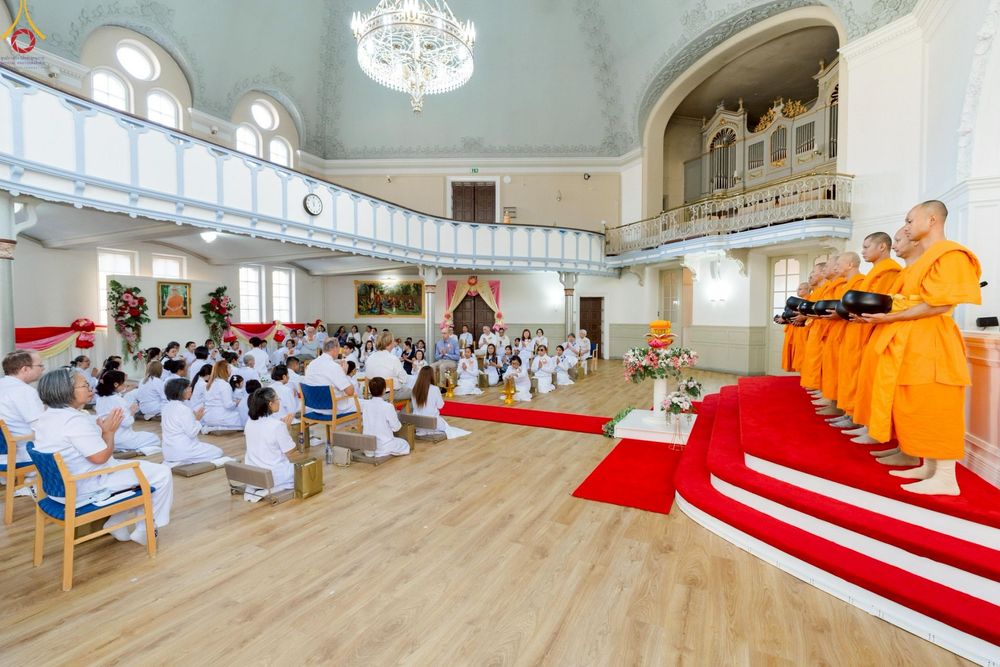 ภาพ No.269196:วันอาทิตย์ที่ 26  ตุลาคม พ.ศ. 2568 พิธีทอดกฐินวัดพระธรรมกายนอร์ธสวีเดน ประเทศสวีเดน 