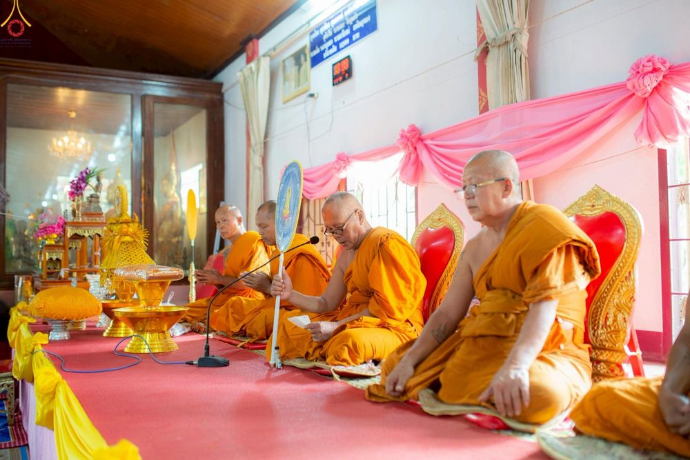 ภาพ No.262211:วันที่ 24 ตุลาคม พ.ศ. 2568 พิธีทอดกฐินสามัคคีทั่วไทย 30,000 วัด โดยคณะศิษยานุศิษย์ บูชาธรรม 81 ปี หลวงพ่อธัมมชโย ณ วัดดงรัง อ.ด่านช้าง จ.สุพรรรณบุรี