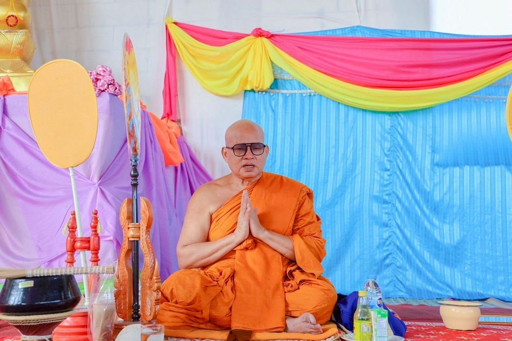 ภาพ No.264198:วันที่ 21 ตุลาคม พ.ศ. 2568 พิธีทอดกฐินสามัคคีทั่วไทย 30,000 วัด โดยคณะศิษยานุศิษย์ บูชาธรรม 81 ปี หลวงพ่อธัมมชโย ณ วัดสว่างโพธิ์ศรี ตำบลยางคำ อำเภอหนองเรือ จังหวัดขอนแก่น