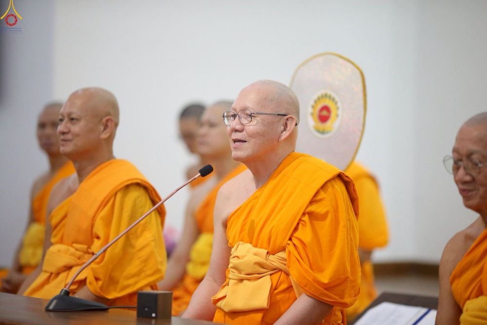 ภาพ No.258586:วันที่ 19 ตุลาคม พ.ศ. 2568 พิธีทอดกฐินสามัคคีทั่วไทย 30,000 วัด โดยคณะศิษยานุศิษย์ บูชาธรรม 81 ปี หลวงพ่อธัมมชโย ณ ศูนย์ปฎิบัติธรรมน้ำใสใจสว่าง  เขตบางกอกน้อย กรุงเทพมหานคร