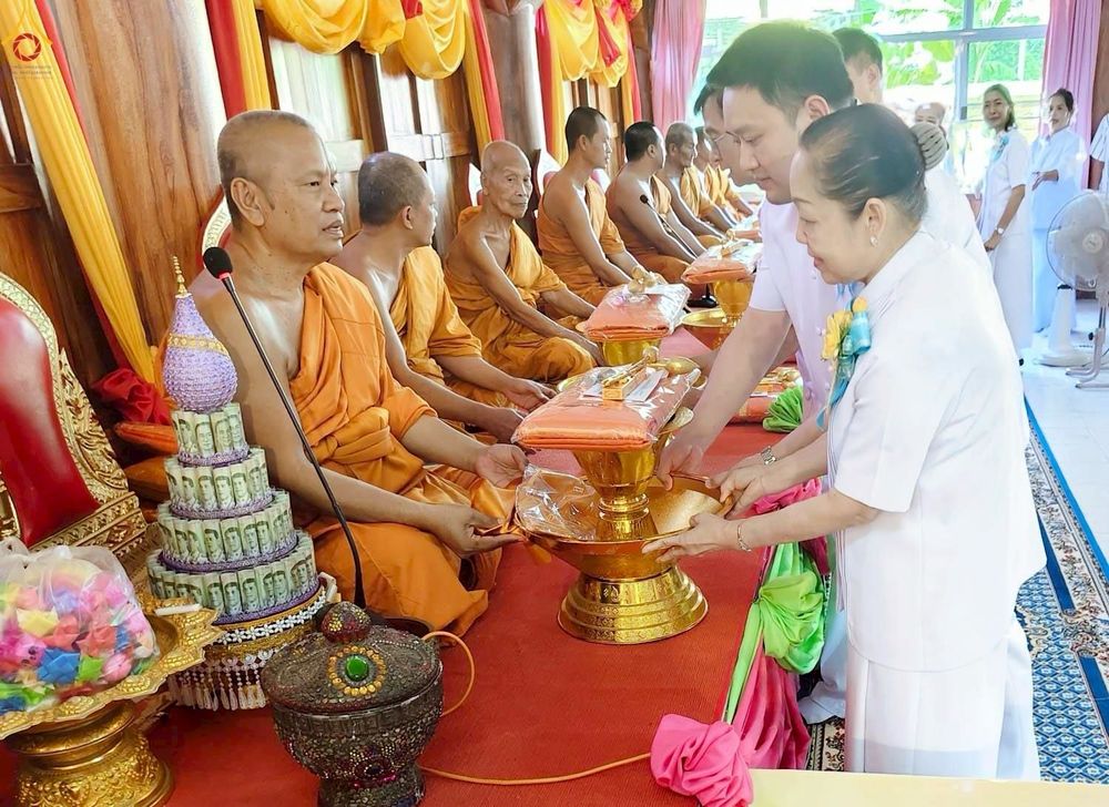 ภาพ No.269107:วันที่ 26 ตุลาคม พ.ศ. 2568 พิธีทอดกฐินสามัคคีทั่วไทย ณ วัดดอนทอง อ.ดอนพุด จ.สระบุรี โดยคณะศิษยานุศิษย์ บูชาธรรม 81 ปี หลวงพ่อธัมมชโย