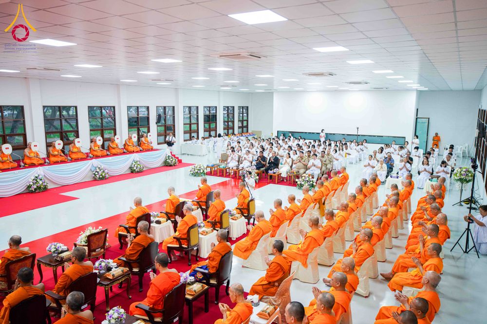 ภาพ No.315490:วันพุธที่ 25 มีนาคม พ.ศ. 2569 พิธีบำเพ็ญกุศล คุณพ่อณรงค์ จินตมากุล  สิริอายุ 99 ปี 11 เดือน โยมบิดา พระครูปลัดรัตนวีรวัฒน์ (รังสฤษดิ์ อิทฺธิจินตโก) ที่ปรึกษาเจ้าคณะจังหวัดปทุมธานี เจ้าอาวาสวัดพระธรรมกาย  ณ ห้องปลูกศรัทธา 2 วัดพระธรรมกาย ปทุมธานี