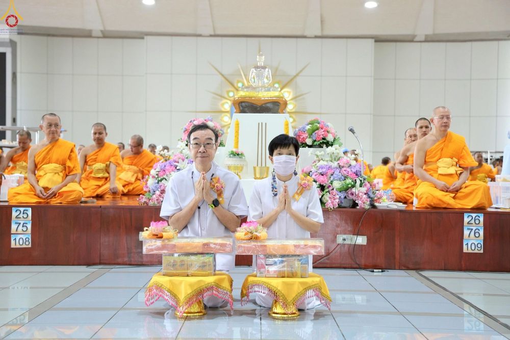 ภาพ No.231874:วันที่ 5 กรกฎาคม พ.ศ. 2568 พิธีถวายภัตตาหารเมนูสวรรค์ เพื่อการบรรลุธรรม ณ หอฉันคุณยายอาจารย์ฯ วัดพระธรรมกาย