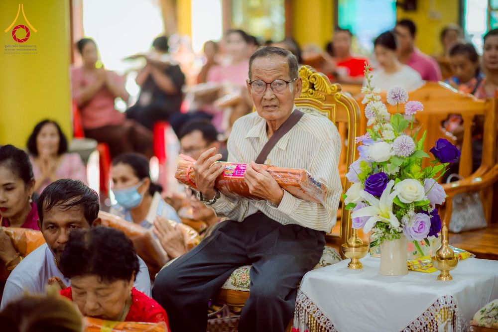 ภาพ No.177192:พิธีทอดกฐิน ณ วัดตรีมิตรประดิษฐาราม ต.รางหวาย อ.พนมทวน จ.กาญจนบุรี ในโครงการทอดกฐินสามัคคีทั่วไทย 30,000 วัด บูชาธรรม 80 ปี หลวงพ่อธัมมชโย โดยคณะศิษยานุศิษย์วัดพระธรรมกาย วันที่ 15 พฤศจิกายน พ.ศ. 2567