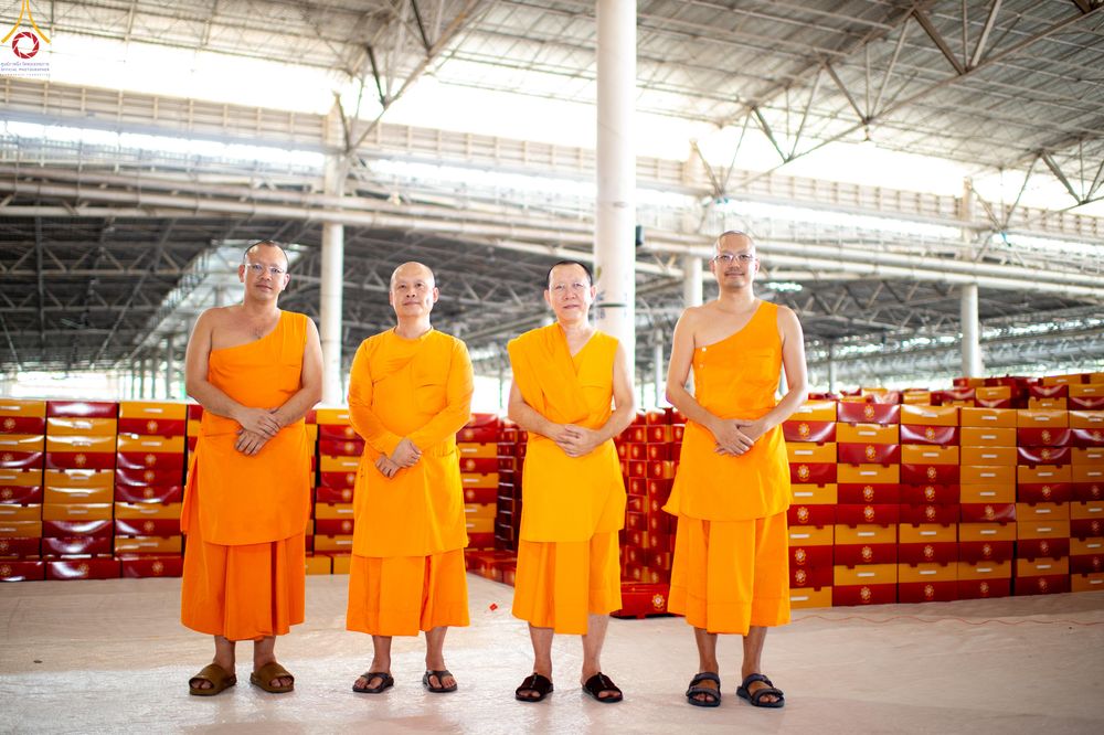 ภาพ No.320589:วันที่ 10 เมษายน พ.ศ.2569 การเตรียมกล่องไทยธรรม เพื่องานถวายมหาสังฆทาน 40,000 กว่าวัดทั่วประเทศ วันคุ้มครองโลก 22 เมษายน พ.ศ.2569 วัดพระธรรมกาย