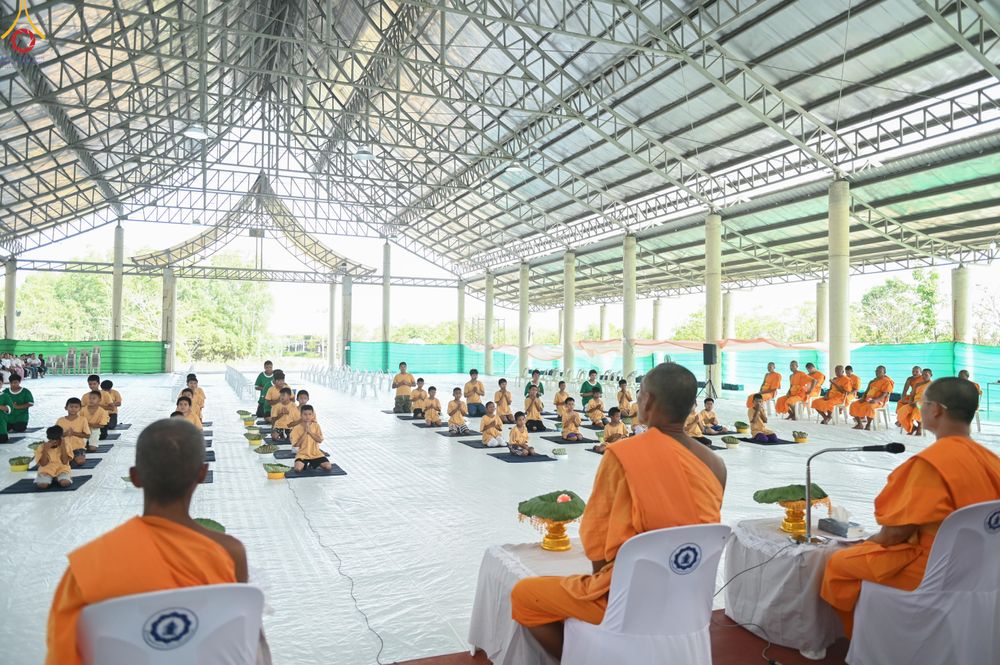 ภาพ No.317358:วันอาทิตย์ที่ 29 มีนาคม พ.ศ. 2569 พิธีตัดปอยผมยุวธรรมทายาท โครงการบรรพชาสามเณรฟื้นฟูพระพุทธศาสนา (ภาคฤดูร้อน) ปิดเทอมเติมธรรม ณ ศูนย์ปฏิบัติธรรมวิหารแดง จ.สระบุรี