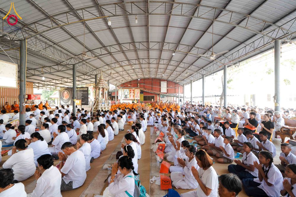 ภาพ No.299031:วันที่ 20 มกราคม พ.ศ. 2569 พิธีทอดผ้าป่าทำนุบำรุงศาสนสถาน ณ วัดใหม่นพรัตน์ ต.เนินพระปรางค์ อ.สองพี่น้อง จ.สุพรรณบุรี ในโครงการธรรมยาตรา กตัญญูบูชา มหาปูชนียาจารย์ พระมงคลเทพมุนี(สด จนฺทสโร) พระผู้ปราบมาร อนุสรณ์สถาน 7 แห่ง ปีที่ 14