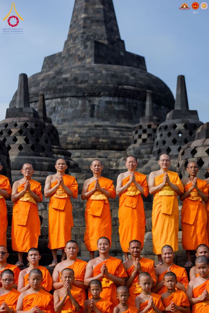 ภาพ No.280113:วันที่ 31 ธันวาคม พ.ศ. 2568 เดินธรรมยาตราที่บรมพุทธโธ อินโดนีเซีย