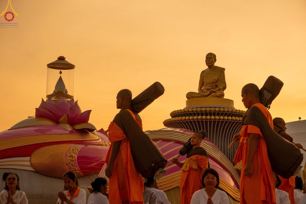 ภาพ No.198266:พิธีต้อนรับพระธรรมยาตรา ณ อนุสรณ์สถานลำดับที่ 5 สถานที่เผยแผ่วิชชาธรรมกายครั้งแรก อนุสรณ์สถานบางปลา วัดบางปลา อำเภอบางเลน จังหวัดนครปฐม ในโครงการธรรมยาตรา กตัญญูบูชา มหาปูชนียาจารย์ พระมงคลเทพมุนี(สด จนฺทสโร) พระผู้ปราบมาร ปีที่ 13 วัน 19 มกราคม พ.ศ.2568