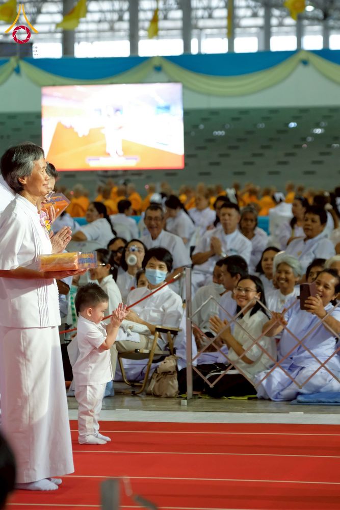 ภาพ No.264584:วันอาทิตย์ที่ 2 พฤศจิกายน พ.ศ. 2568 พิธีทอดกฐินสามัคคี ณ สภาธรรมกายสากล วัดพระธรรมกาย