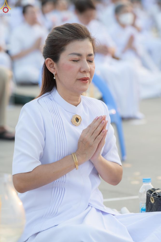 ภาพ No.307744:วันที่ 31 มกราคม พ.ศ. 2569 พิธีจุดประทีปธรรมถวายเป็นพุทธบูชา  และบูชาธรรมมหาปูชนียาจารย์ (ภาพชุดที่ 2) ณ วัดพระธรรมกาย ปทุมธานี ในโครงการธรรมยาตรา กตัญญูบูชา มหาปูชนียาจารย์ พระมงคลเทพมุนี(สด จนฺทสโร) พระผู้ปราบมาร อนุสรณ์สถาน 7 แห่ง ปีที่ 14