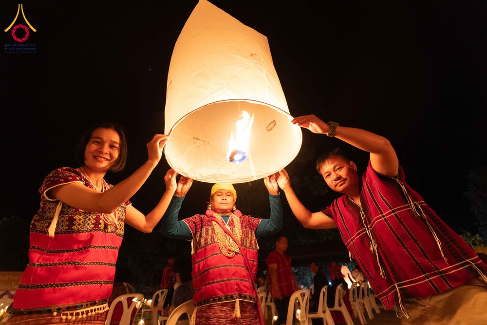ภาพ No.309139:วันศุกร์ที่ 6 กุมภาพันธ์ พ.ศ.2569 พิธีจุดประทีปโคมลาน ปล่อยโคมลอยถวายเป็นพุทธบูชา  ณ ลานธรรมเจดีย์วัดทุ่งเจริญธรรม อ.อมก๋อย จ.เชียงใหม่