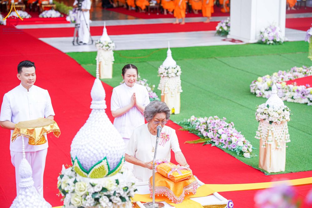 ภาพ No.316509:วันอาทิตย์ที่ 29 มีนาคม พ.ศ. 2569 พิธีทอดผ้าบังสุกุลและพิธีชำระร่าง โยมพ่อณรงค์ จินตมากุล  สิริอายุ 99 ปี 11 เดือน โยมบิดา พระครูปลัดรัตนวีรวัฒน์ (รังสฤษดิ์ อิทฺธิจินตโก) ที่ปรึกษาเจ้าคณะจังหวัดปทุมธานี เจ้าอาวาสวัดพระธรรมกาย  ณ ฌาปนสถานชั่วคราว ทางเข้า 