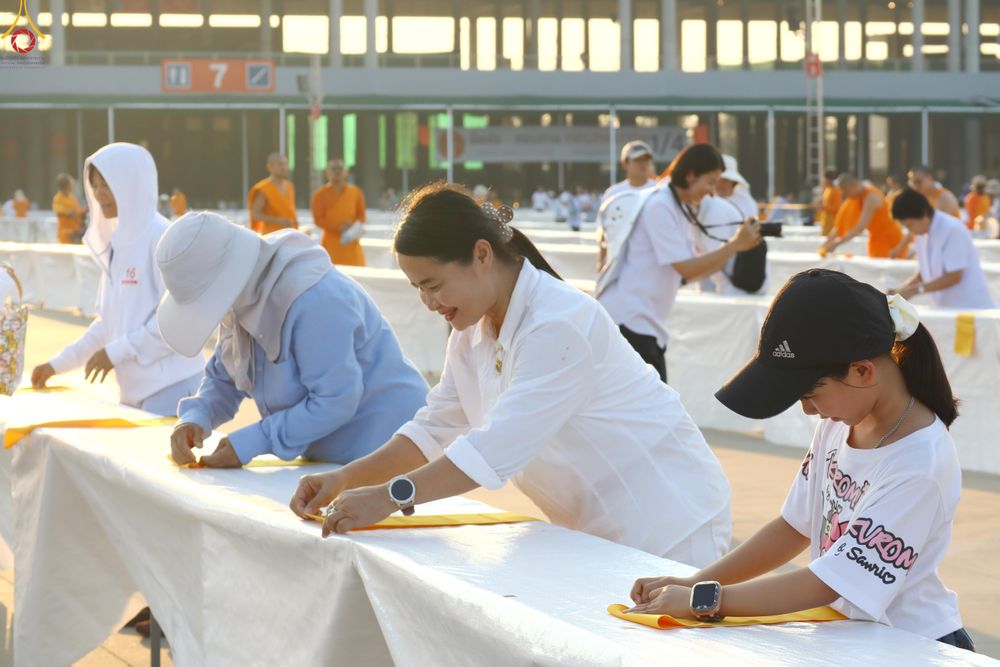 ภาพ No.320245:วันที่ 3-7 เมษายน พ.ศ.2569 การเตรียมงาน ณ ลานธรรม เพื่องานถวายมหาสังฆทาน 40,000 กว่าวัดทั่วประเทศ วันคุ้มครองโลก 22 เมษายน พ.ศ.2569 วัดพระธรรมกาย