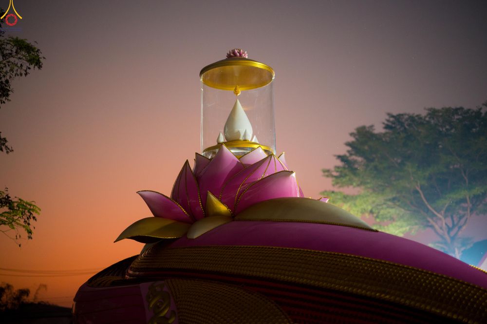 ภาพ No.294321:วันที่ 14 มกราคม พ.ศ. 2569 พิธีตักบาตรพระธรรมยาตรา ณ วัดสองพี่น้อง ต.ต้นตาล อ.สองพี่น้อง จ.สุพรรณบุรี ในโครงการธรรมยาตรา กตัญญูบูชา มหาปูชนียาจารย์ พระมงคลเทพมุนี(สด จนฺทสโร) พระผู้ปราบมาร อนุสรณ์สถาน 7 แห่ง ปีที่ 14