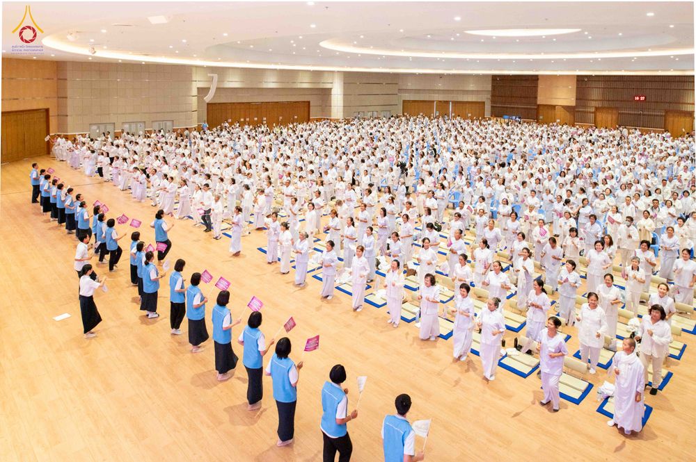 ภาพ No.344450:วันที่ 21-23 สิงหาคม พ.ศ. 2569 สัมมนารวมใจผู้นำบุญ บูชาธรรม 82 ปี หลวงพ่อธัมมชโย รุ่นที่ 1 กฐินสามัคคีทั่วไทย 30,000 วัด โครงการอุปสมบทบูชาธรรมมหาปูชนียาจารย์ 3,000 รูป  ณ ศูนย์ปฏิบัติธรรมเวิล์ดพีช วัลเล่ย์ จ.นครราชสีมา
