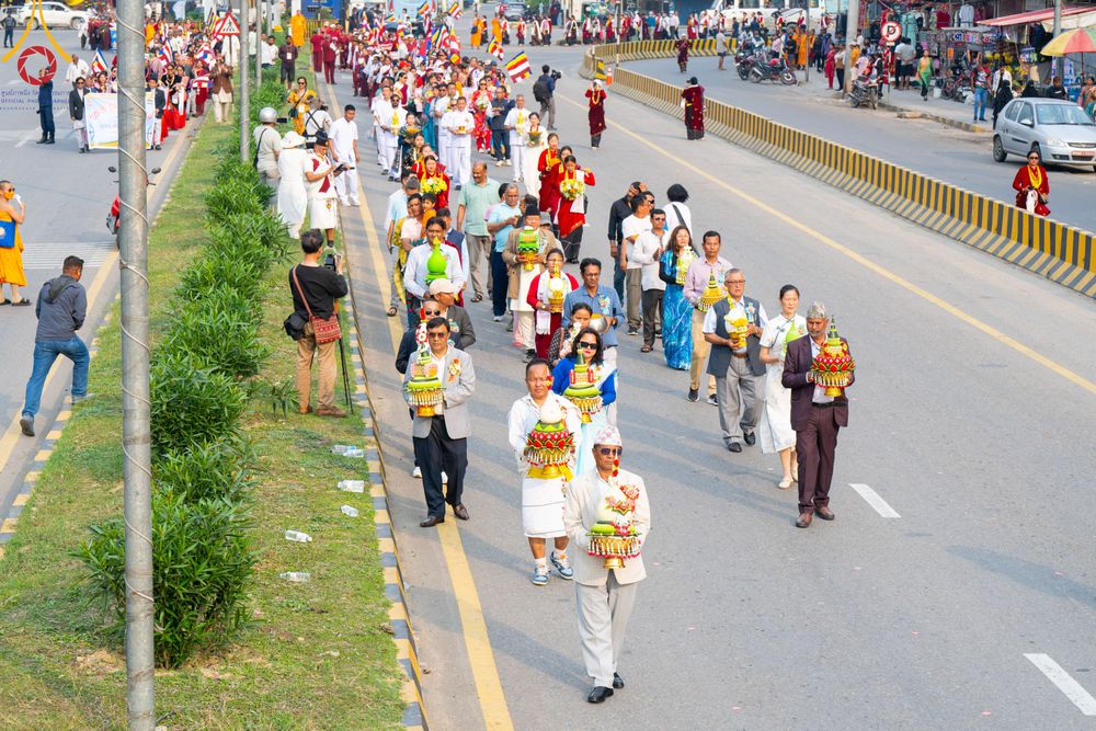 ภาพ No.317055:วันเสาร์ที่ 28 มีนาคม พ.ศ.2569 ธรรมยาตราจาริก ณ ซุ้มประตูลุมพินีเกต(Lumbini Gate) ประเทศเนปาล