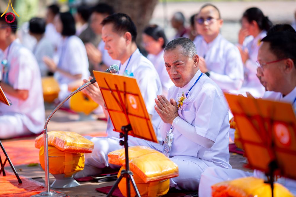 ภาพ No.314178:วันจันทร์ที่ 16 มีนาคม พ.ศ. 2569 พิธีถวายบาตรอัฐบริขาร และพิธีขอนิสัยแก่สามเณรธรรมทายาท 500 รูป ณ วิหารมายาเทวี ประเทศเนปาล