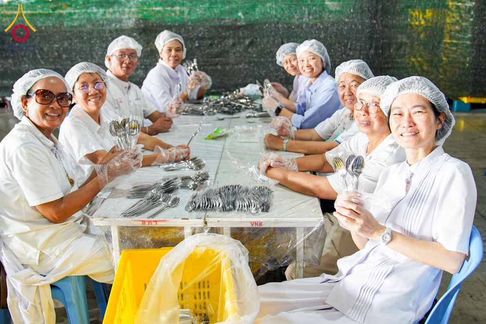 ภาพ No.315074:วันที่ 17-22 มีนาคม พ.ศ.2569 การเตรียมงานมหาสังฆทาน 40,000 กว่าวัดทั่วไทย วันคุ้มครองโลก 22 เมษายน พ.ศ.2569