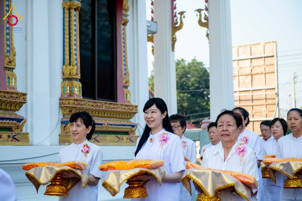 ภาพ No.304466:วันที่ 27 มกราคม พ.ศ. 2569 พิธีทอดผ้าป่าทำนุบำรุงศาสนสถาน ณ วัดปรางค์หลวง ต.บางม่วง อ.บางใหญ่ จ.นนทบุรี ในโครงการธรรมยาตรา กตัญญูบูชา มหาปูชนียาจารย์ พระมงคลเทพมุนี(สด จนฺทสโร) พระผู้ปราบมาร อนุสรณ์สถาน 7 แห่ง ปีที่ 14