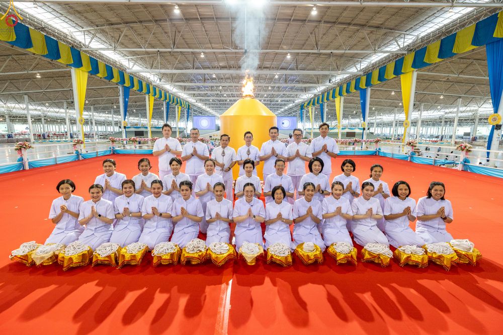 ภาพ No.286267:วันอาทิตย์ที่ 13 กรกฎาคม พ.ศ.2568 พิธีปฎิบัติธรรม และพิธีจุดเทียนใจ ไฟนิรันดร์ อนันตชัย ณ สภาธรรมกายสากล วัดพระธรรมกาย