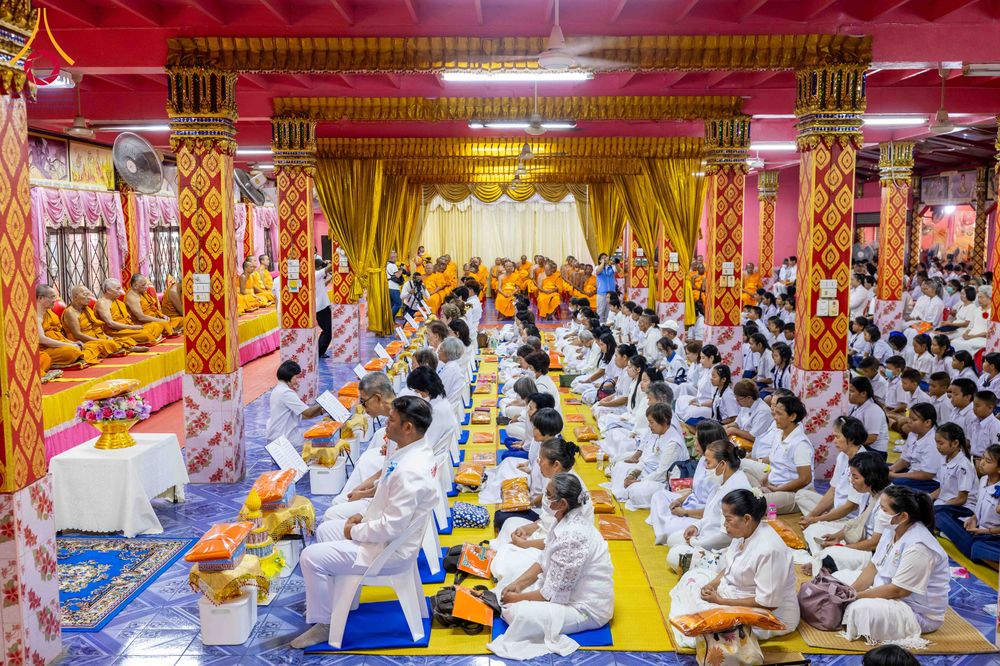 ภาพ No.303717:วันที่ 27 มกราคม พ.ศ. 2569 พิธีทอดผ้าป่าทำนุบำรุงศาสนสถาน ณ วัดตะเคียน อ.บางกรวย จ.นนทบุรี ในโครงการธรรมยาตรา กตัญญูบูชา มหาปูชนียาจารย์ พระมงคลเทพมุนี(สด จนฺทสโร) พระผู้ปราบมาร อนุสรณ์สถาน 7 แห่ง ปีที่ 14