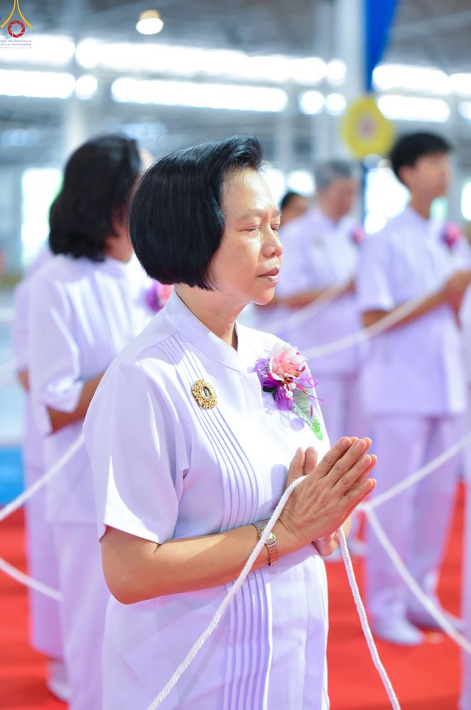 ภาพ No.286313:วันอาทิตย์ที่ 13 กรกฎาคม พ.ศ.2568 พิธีปฎิบัติธรรม และพิธีจุดเทียนใจ ไฟนิรันดร์ อนันตชัย ณ สภาธรรมกายสากล วัดพระธรรมกาย