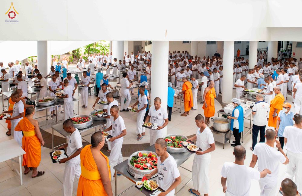 ภาพ No.340524:วันที่ 24-25 กรกฎาคม พ.ศ. 2569 โครงการพัฒนาคุณธรรม จริยธรรม สำหรับนักเรียนนายสิบตำรวจ (นสต.) รุ่นที่ 17 ศูนย์ฝึกอบรมตำรวจภูธรภาค 1 ได้จัดกิจกรรม WalkRally สวดมนต์นั่งสมาธิ และฟังธรรมจากพระอาจารย์ ณ ศูนย์ปฏิบัติธรรมเวิล์ดพีช วัลเล่ย์ (World Peace Valley) 