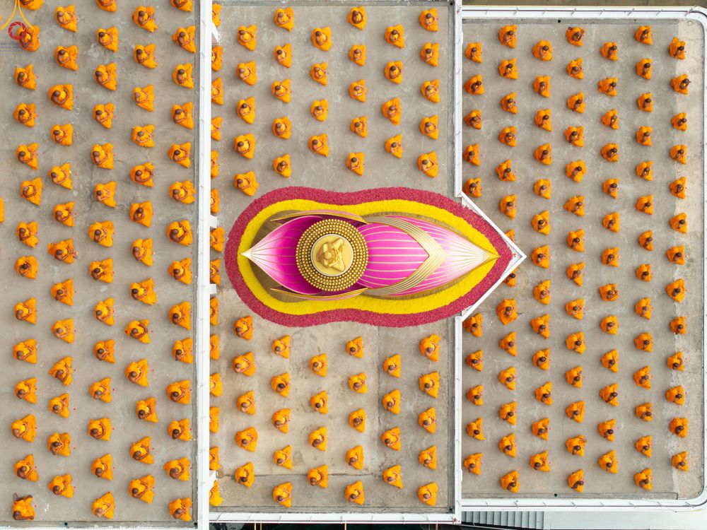 ภาพ No.300058:วันที่ 22 มกราคม พ.ศ.2569 พระธรรมยาตราปฏิบัติธรรม และถ่ายภาพหมู่ประวัติศาสตร์ ณ อาคารธรรมยาตรา กตัญญูบูชามหาปูชนียาจารย์  ตรงข้ามวัดปากน้ำภาษีเจริญ จ.กรุงเทพมหานคร ในโครงการธรรมยาตรา กตัญญูบูชา มหาปูชนียาจารย์ พระมงคลเทพมุนี(สด จนฺทสโร) พระผู้ปราบมาร อนุ