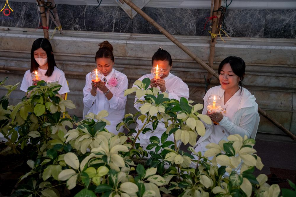 ภาพ No.302960:วันที่ 24 มกราคม พ.ศ. 2569 พิธีจุดประทีปธรรมถวายเป็นพุทธบูชา  และบูชาธรรมมหาปูชนียาจารย์  ณ อาคารธรรมยาตรา กตัญญูบูชามหาปูชนียาจารย์  ตรงข้ามวัดปากน้ำภาษีเจริญ จ.กรุงเทพมหานคร ในโครงการธรรมยาตรา กตัญญูบูชา มหาปูชนียาจารย์ พระมงคลเทพมุนี(สด จนฺทสโร) พระผู