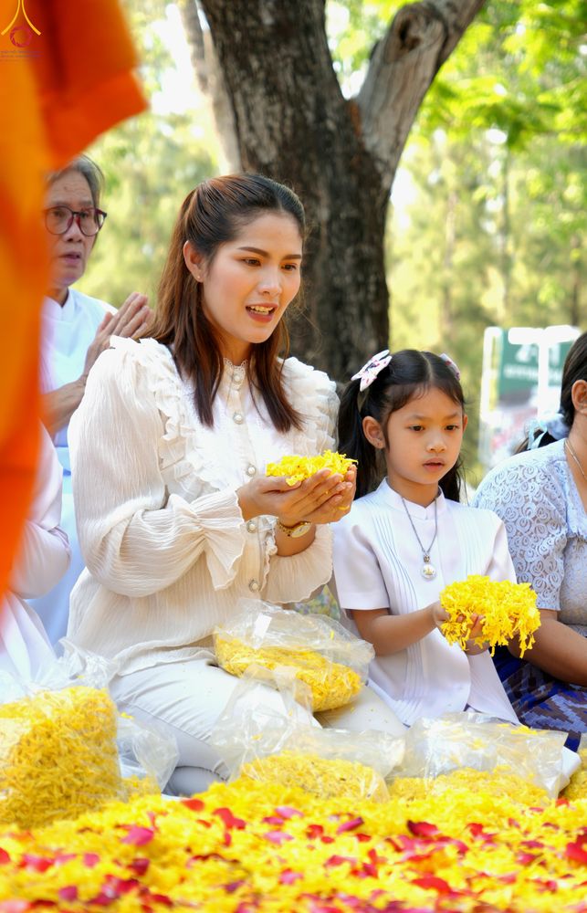 ภาพ No.305917:วันที่ 25 มกราคม พ.ศ. 2569 พิธีต้อนรับพระธรรมยาตรา วัดพระธรรมกาย(ภาพชุดที่ 4) ในโครงการธรรมยาตรา กตัญญูบูชา มหาปูชนียาจารย์ พระมงคลเทพมุนี(สด จนฺทสโร) พระผู้ปราบมาร อนุสรณ์สถาน 7 แห่ง ปีที่ 14