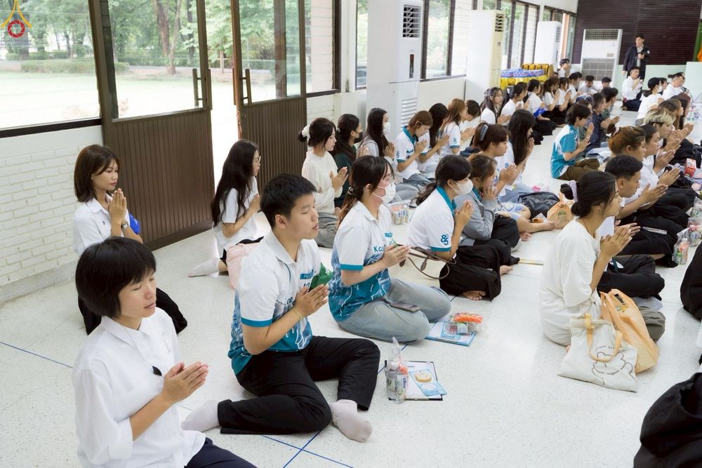 ภาพ No.243081:วันพฤหัสบดีที่ 4 กันยายน พ.ศ. 2568 เวลา 07.00-08.15 น. มหาวิทยาลัยเกษตรศาสตร์ กำแพงแสน ร่วมทำบุญตักบาตร Freshy KU85 พระสงฆ์ 85 รูป