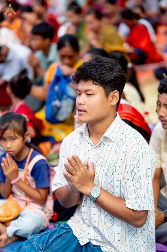 ภาพ No.257529:วันที่ 17 ตุลาคม พ.ศ. 2568 พิธีทอดกฐินสมทบวัดกัลยาณมิตรต่างประเทศ  บูชาธรรม 81 ปี หลวงพ่อธัมมชโย ณ ศูนย์ปฏิบัติธรรมไมตรีปูร์ เมืองคาร์การชารี ประเทศบังกลาเทศ 