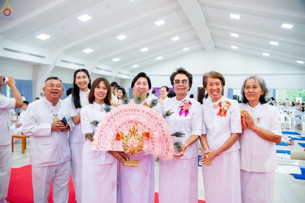 ภาพ No.261078:วันอังคารที่ 14 ตุลาคม พ.ศ. 2568 พิธีทอดกฐินสามัคคี "สร้างองค์พระเจดีย์เพื่อสร้างสันติภาพโลก" ขนาดหน้าตัก 10 เมตร ณ ศูนย์ปฏิบัติธรรมระยอง(บ้านช่องลม) ตำบลบางบุตร อำเภอบ้านค่าย จังหวัดระยอง