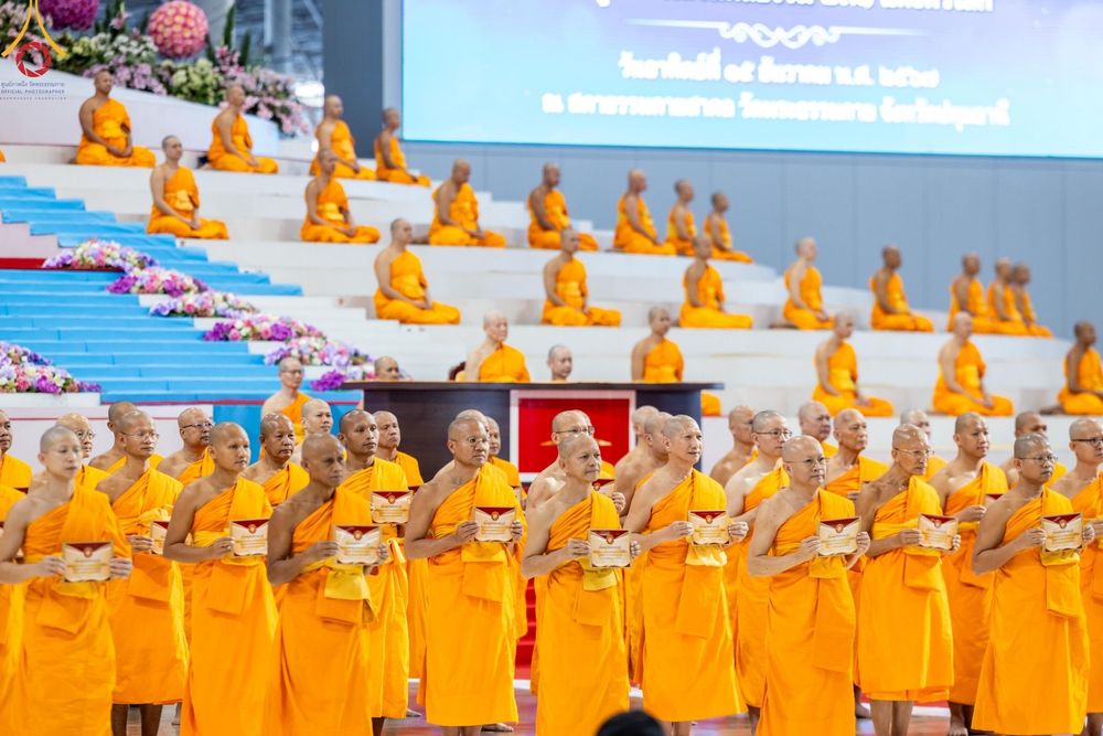 ภาพ No.182791:พิธีปฎิบัติธรรมและพิธีรับมอบต้นสมบัติจักรพรรดิ วันอาทิตย์ที่ 15 ธันวาคม พ.ศ. 2567 ณ สภาธรรมกายสากล วัดพระธรรมกาย