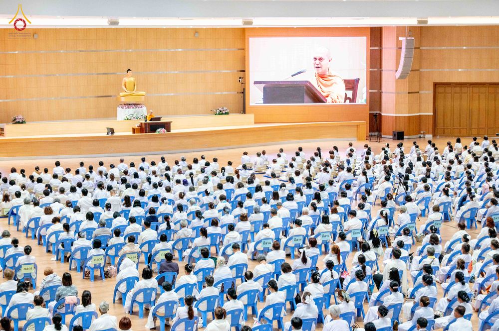 ภาพ No.344380:วันที่ 21-23 สิงหาคม พ.ศ. 2569 สัมมนารวมใจผู้นำบุญ บูชาธรรม 82 ปี หลวงพ่อธัมมชโย รุ่นที่ 1 กฐินสามัคคีทั่วไทย 30,000 วัด โครงการอุปสมบทบูชาธรรมมหาปูชนียาจารย์ 3,000 รูป  ณ ศูนย์ปฏิบัติธรรมเวิล์ดพีช วัลเล่ย์ จ.นครราชสีมา