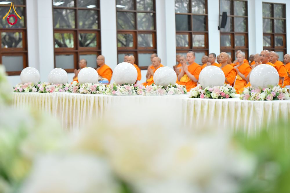 ภาพ No.294232:วันอาทิตย์ที่ 14 ธันวาคม พ.ศ.2568 พิธีเจริญพระพุทธมนต์สมโภชดวงแก้วลูกนิมิตเอก และดวงแก้วนิมิตปฏิบัติธรรม อัญเชิญประดิษฐาน  ณ วัดพระธรรมกายในประเทศสหรัฐอเมริกาและประเทศเยอรมนี 7 แห่ง ณ อาคารปลูกศรัทธา 2 วัดพระธรรมกาย