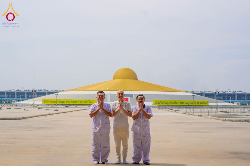 ภาพ No.326778:วันที่ 27-30 เมษายน พ.ศ.2569 ต้อนรับชาวต่างชาติจากประเทศมาเลเซีย ฝรั่งเศส เมียนมาร์ และศรีลังกา  เยี่ยมชมวัดพระธรรมกาย