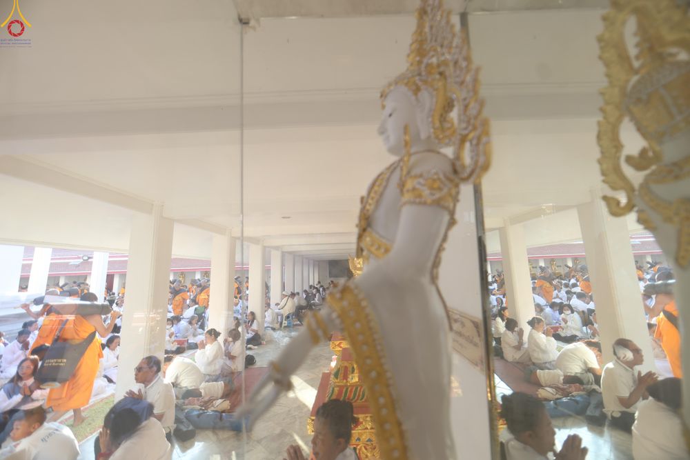 ภาพ No.293032:วันที่ 11 มกราคม พ.ศ. 2569 พิธีต้อนรับพระธรรมยาตรา ณ อนุสรณ์สถานลำดับที่ 3 (ภาพชุดที่ 2) สถานที่เกิดในเพศสมณะ วัดสองพี่น้อง อำเภอสองพี่น้อง จังหวัดสุพรรณบุรี ในโครงการธรรมยาตรา กตัญญูบูชา มหาปูชนียาจารย์ พระมงคลเทพมุนี(สด จนฺทสโร) พระผู้ปราบมาร อนุสรณ์สถ