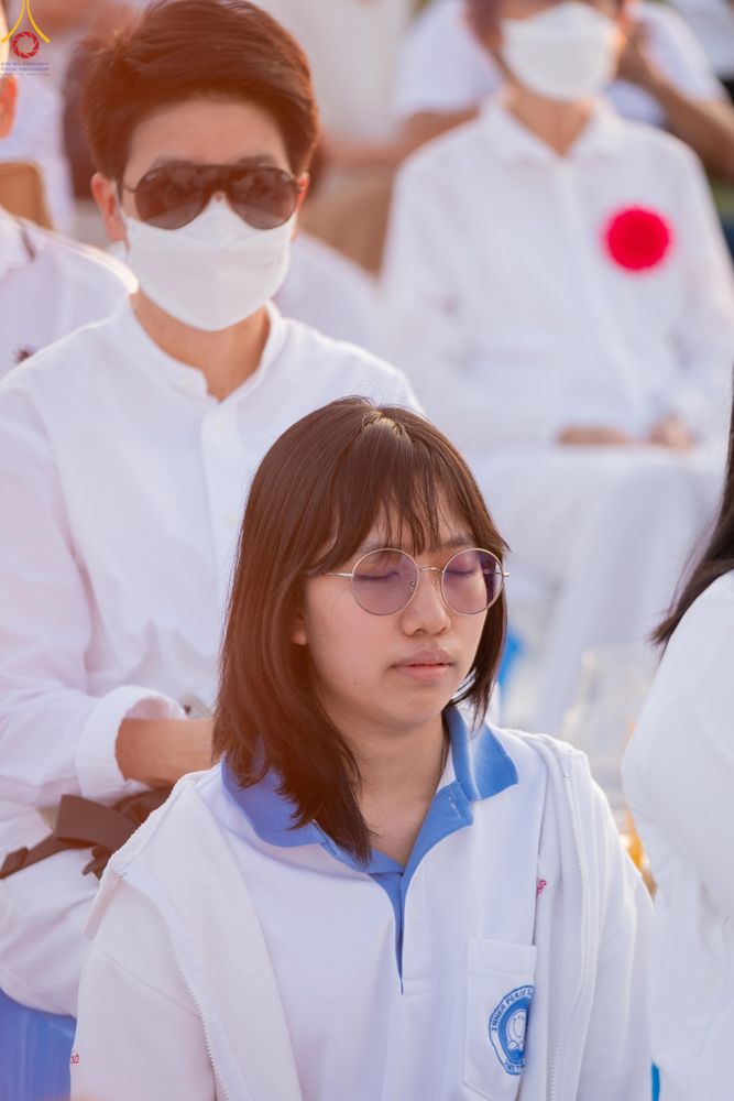 ภาพ No.302028:วันที่ 23 มกราคม พ.ศ. 2569 พิธีจุดประทีปธรรมถวายเป็นพุทธบูชา และบูชาธรรมมหาปูชนียาจารย์  ณ อนุสรณ์สถานลำดับที่ 5 สถานที่เผยแผ่วิชชาธรรมกายครั้งแรก อนุสรณ์สถานบางปลา วัดบางปลา อำเภอบางเลน จังหวัดนครปฐม ในโครงการธรรมยาตรา กตัญญูบูชา มหาปูชนียาจารย์ พระมงคล