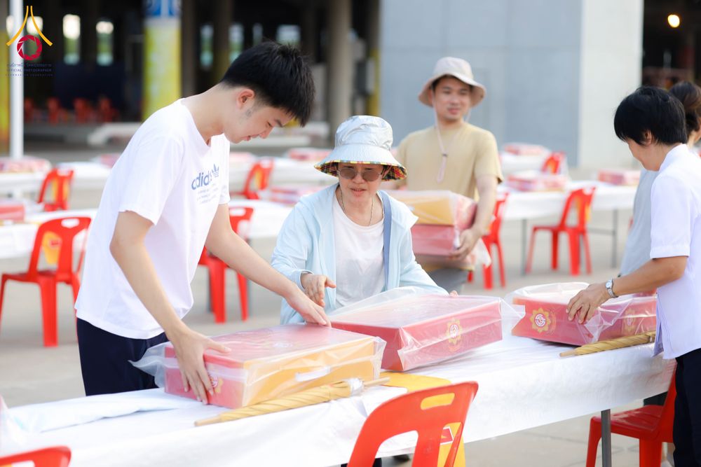 ภาพ No.324196:วันที่ 17-21 เมษายน 2569 เตรียมงานถวายสังฆทาน40000กว่าวัดทั่วประเทศ