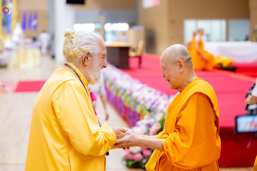 ภาพ No.311992:วันอังคารที่ 3 มีนาคม พ.ศ.2569 พิธีมอบโล่วัชรเกียรติยศ โครงการตอบปัญหาธรรมะทางก้าวหน้า ครั่งที่ 43, พิธีมอบโล่วัชรเกียรติยศ โครงการสอบตอบปัญหาศีลธรรม เพื่อสันติภาพโลก (World-Pec) ครั้งที่ 19 ณ สภาธรรมกายสากล วัดพระธรรมกาย