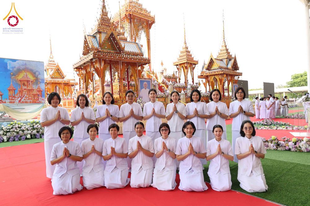 ภาพ No.316442:วันอาทิตย์ที่ 29 มีนาคม พ.ศ. 2569 พิธีทอดผ้าบังสุกุลและพิธีชำระร่าง โยมพ่อณรงค์ จินตมากุล  สิริอายุ 99 ปี 11 เดือน โยมบิดา พระครูปลัดรัตนวีรวัฒน์ (รังสฤษดิ์ อิทฺธิจินตโก) ที่ปรึกษาเจ้าคณะจังหวัดปทุมธานี เจ้าอาวาสวัดพระธรรมกาย  ณ ฌาปนสถานชั่วคราว ทางเข้า 