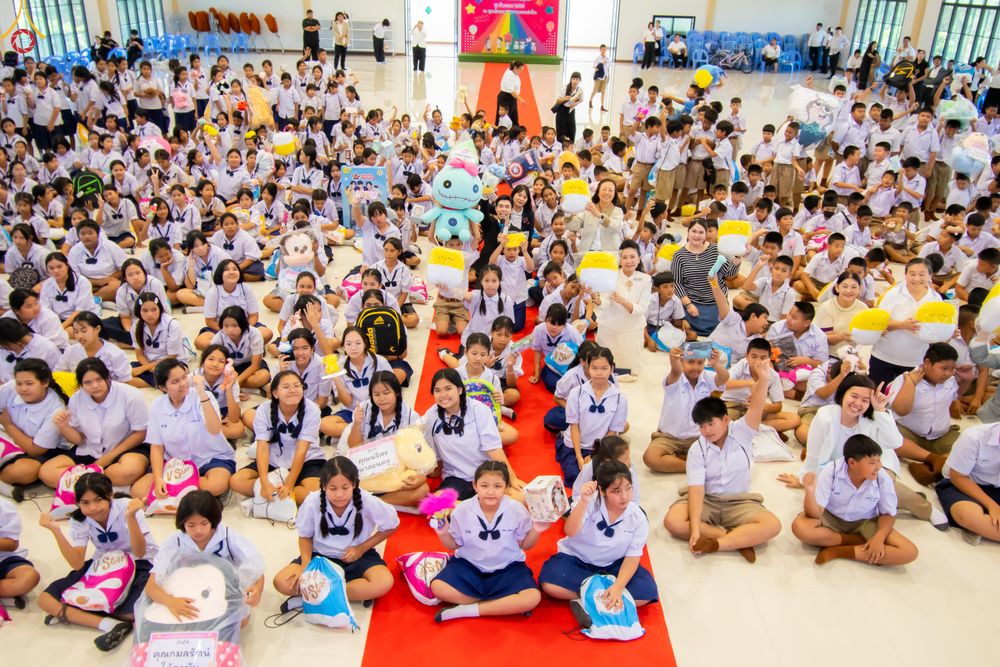 ภาพ No.283968:วันที่ 18 พฤศจิกายน พ.ศ. 2568 พิธีทอดกฐินสามัคคีทั่วไทย 30,000 วัด  โดยคณะศิษยานุศิษย์ บูชาธรรม 81 ปี  หลวงพ่อธัมมชโย  ณ วัดสวายสอ จ.บุรีรัมย์